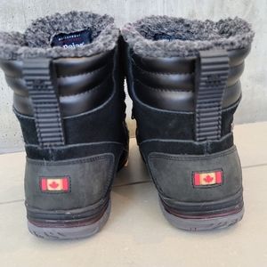 Pajar Jeana Waterproof short snowboots size 37 or 7-7.5 Black